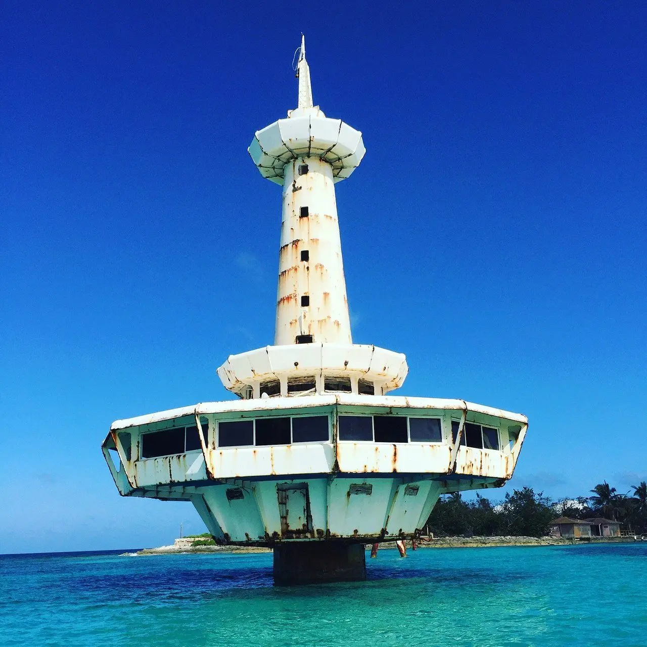 Cocktail cruise with Nassau sightseeing and snorkeling