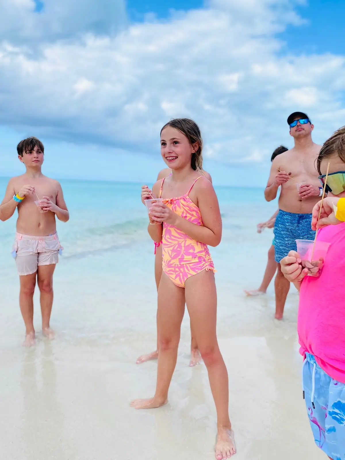Perfect Day swimming pigs, snorkel and beach lunch tour